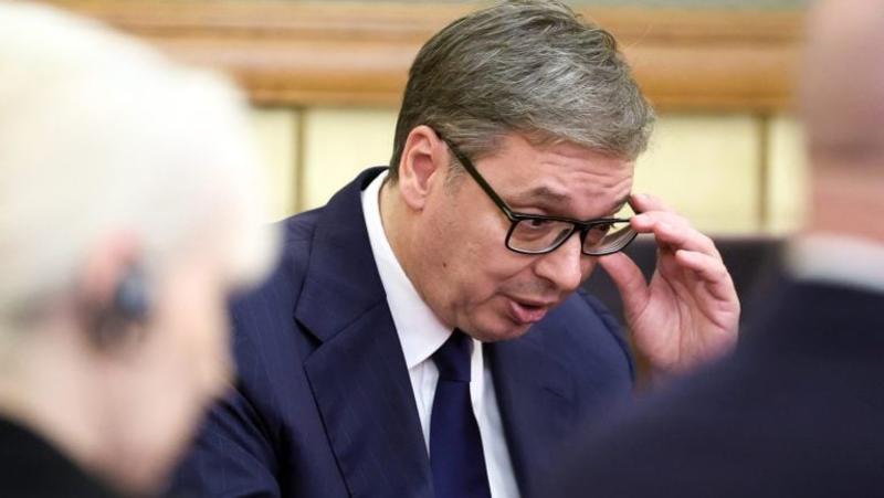 Treba razuveriti ljude da je Vučić žrtva