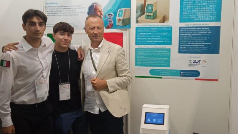 Ecco Medcare, il dispositivo elettronico per gestire i farmaci senza più dimenticarli