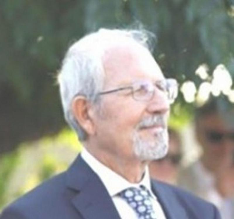 Για την κεντρική πλατεία της Ι.Π. Μεσολογγίου