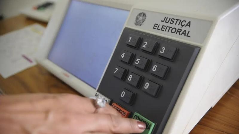 É preciso combater o crime no parlamento com o voto consciente