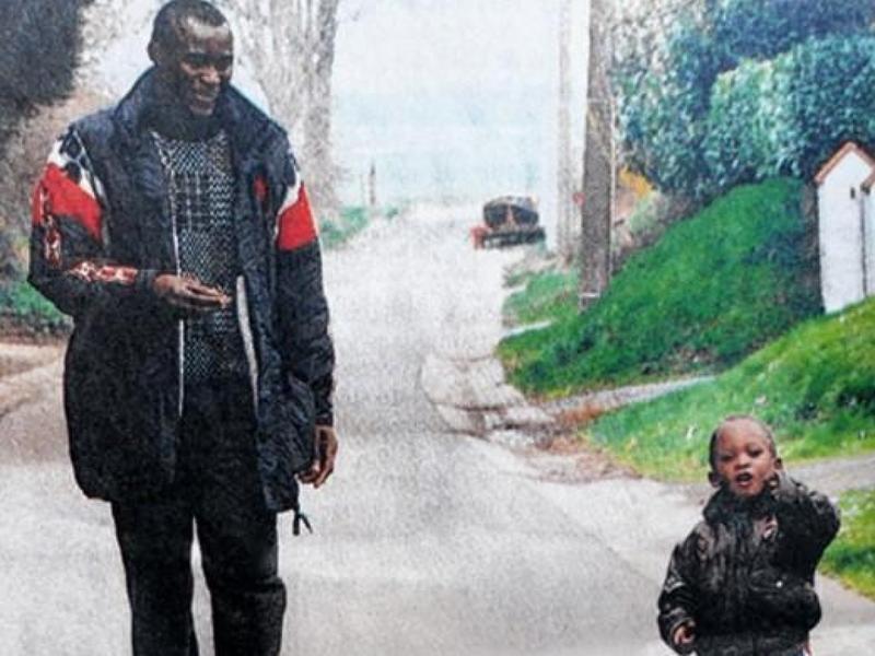 Romelu Lukaku annunciaÂ la morte del padre George. Quando a 12 anni indossavaÂ le sue scarpette per giocare