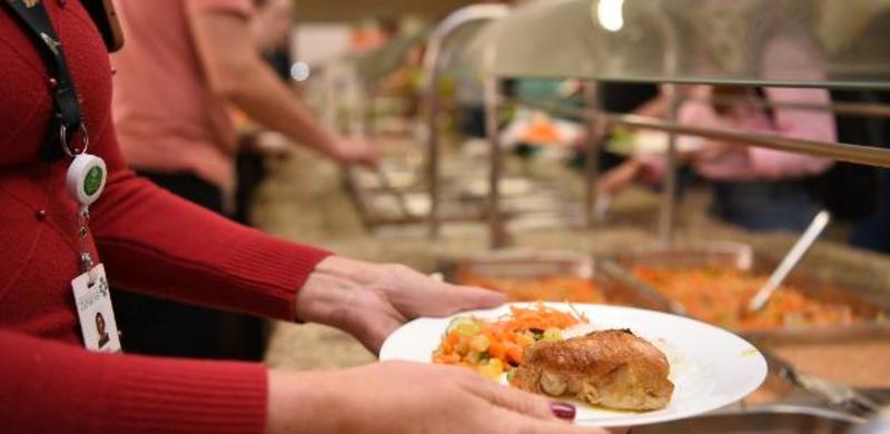 Hospital público de Porto Alegre prioriza comida natural