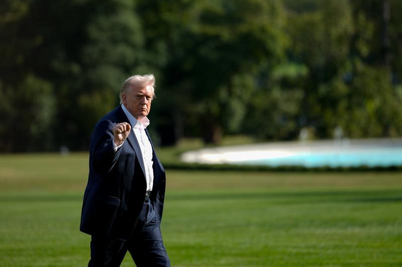 Trump Goes on Bonkers Spree With New Tariffs Threats
