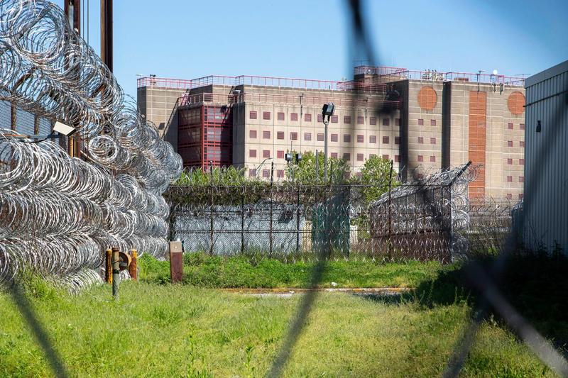 We can calm prison chaos — if the FCC greenlights cell-phone jamming