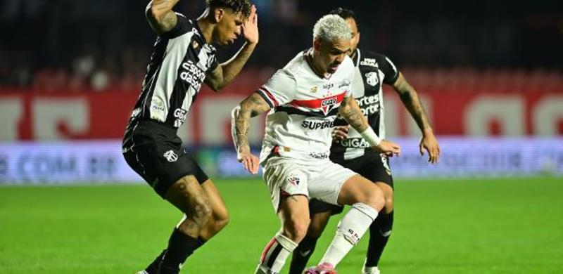 São Paulo não se ajuda, perde para o Ceará e vê pressão no Morumbis aumentar