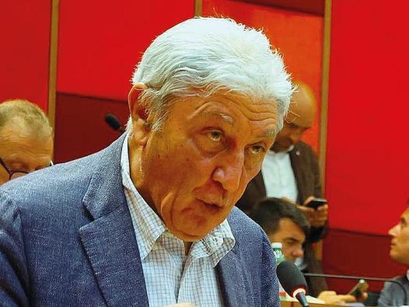 Concerti al Plebiscito, lâaccusa di Bassolino: Â«Superato ogni limite con disagi per tuttiÂ»