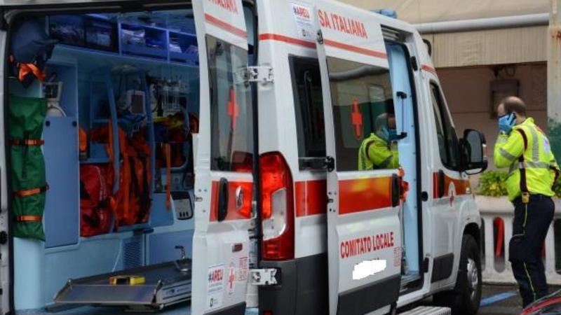 Muore una neonata di 9 giorni, la madre la trova senza vita nella culla