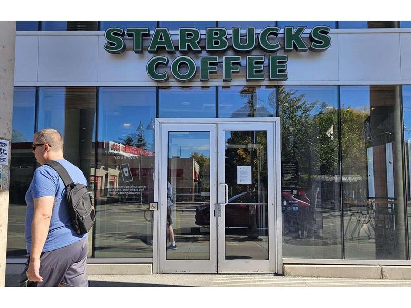 Sylvain Charlebois: Starbucks can’t own the ‘third place’ anymore