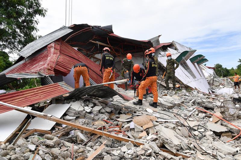 At least 69 dead in Philippines earthquake as many more trapped, missing
