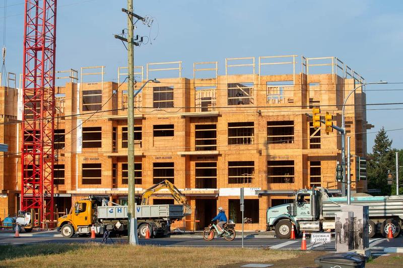 Letters Oct. 1: Lack of centre line; housing for everyone