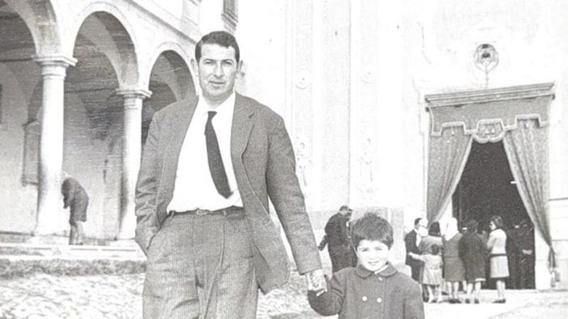 «Se n’é andato senza disturbare», lutto per il maestro Rocco Pignatiello