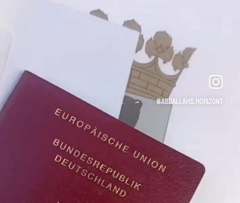 Abdallah hetzt gegen Juden und Israel – und präsentiert stolz seinen neuen Pass