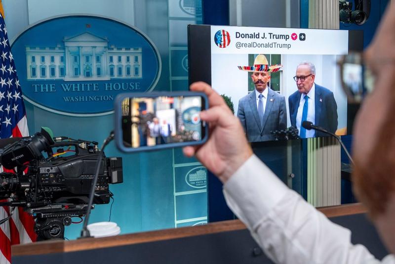 For whom the bell trolls: Sombrero meme reveals who’s winning shutdown fight