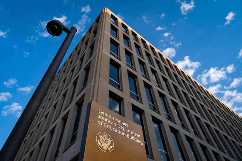 Someone Changed Federal Workers’ Shutdown Out-of-Office Emails