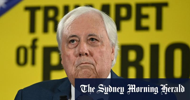 Clive Palmer takes Electoral Commission to court – again