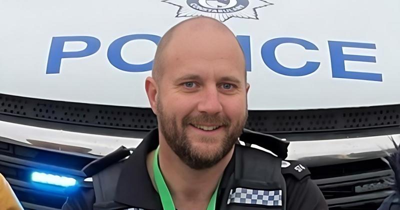Policeman accused of shoplifting Bakewell tarts, dog food and oven chips is suspended
