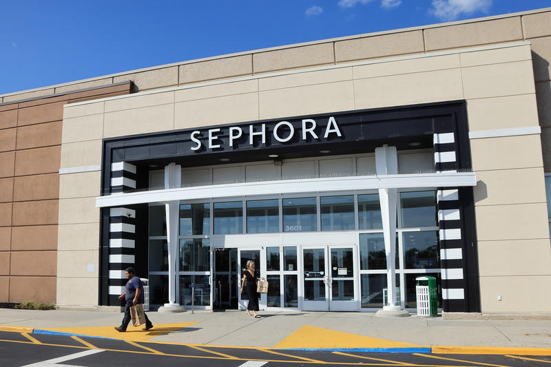 Major SF-headquartered retailer accused of illegally dumping makeup