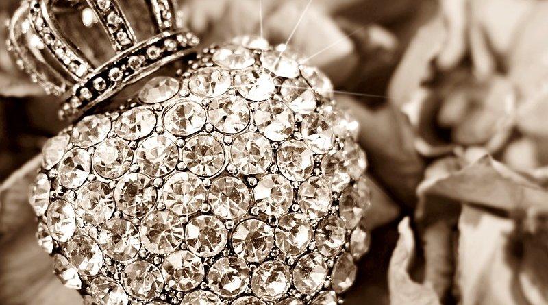 Diamond And Bangles To The Gulf – OpEd