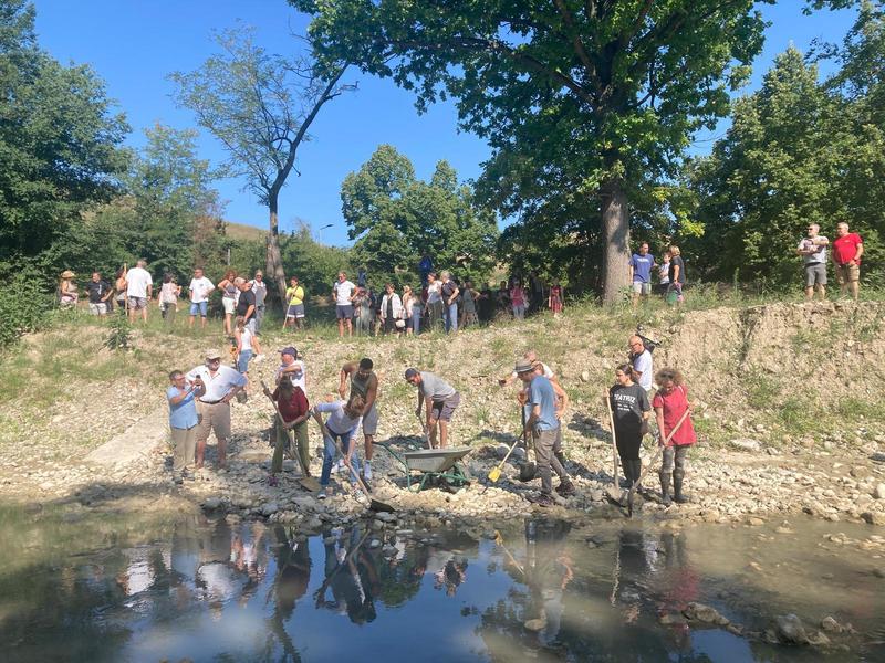 Protesta degli alluvionati al Giro dell’Emilia