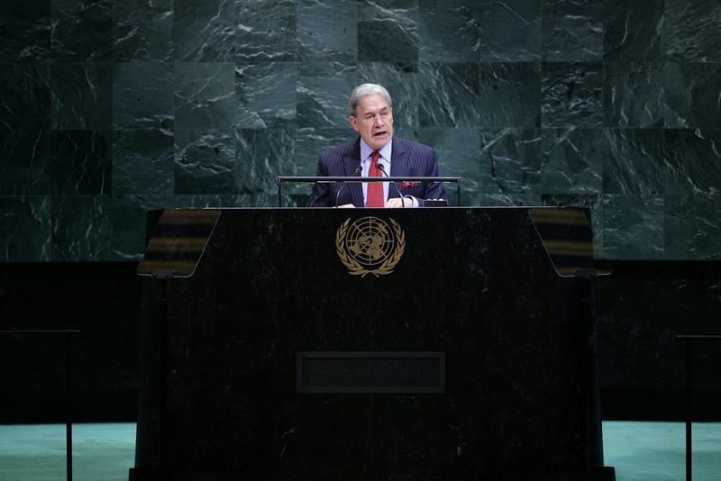 Who wrote the cabinet paper recommending NZ not recognise a Palestinian state?