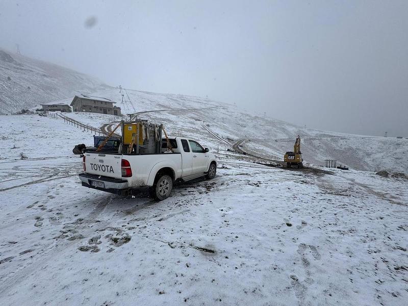 Anticipo d’inverno, prima spolverata di neve sui Sibillini