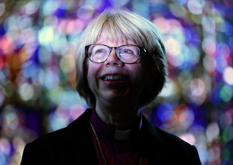 Chi è Sarah Mullally, prima donna arcivescovo di Canterbury: svolta storica nella Chiesa anglicana dopo 500 anni
