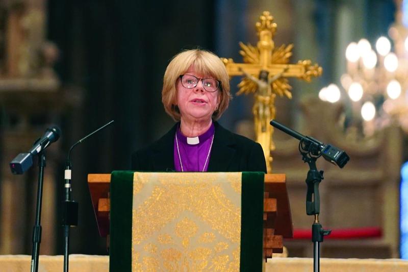 Una donna a capo della Chiesa d’Inghilterra: ecco Sarah Mullally