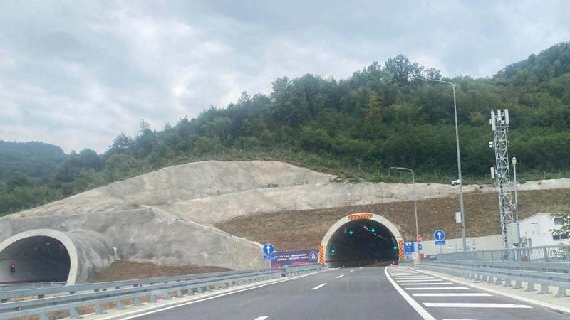 Tuneli Laz i Munjino brdo pušteni u saobraćaj