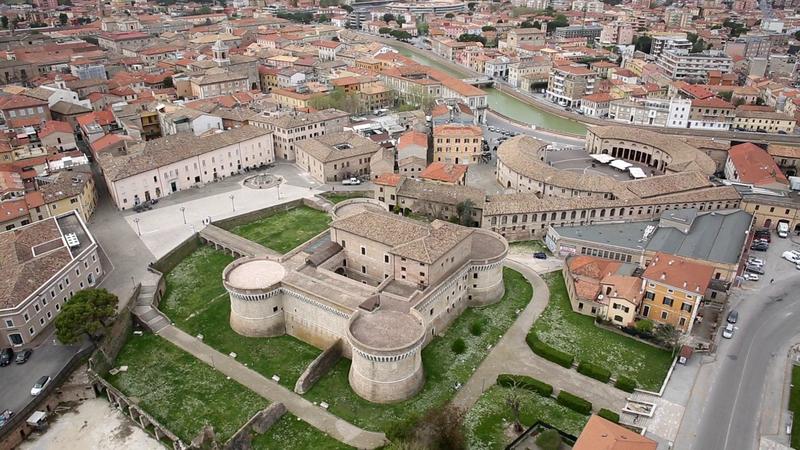 Mercato immobiliare: a Senigallia le case più care della provincia