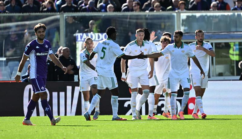 Fiorentina-Roma 1-2, i giallorossi volano in testa alla classifica /