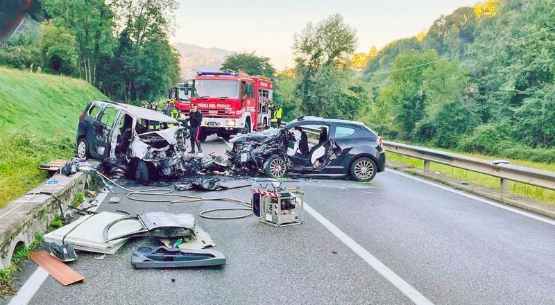Inferno in Val Seriana: indagato per omicidio stradale il giovane conducente sopravvissuto al terribile schianto