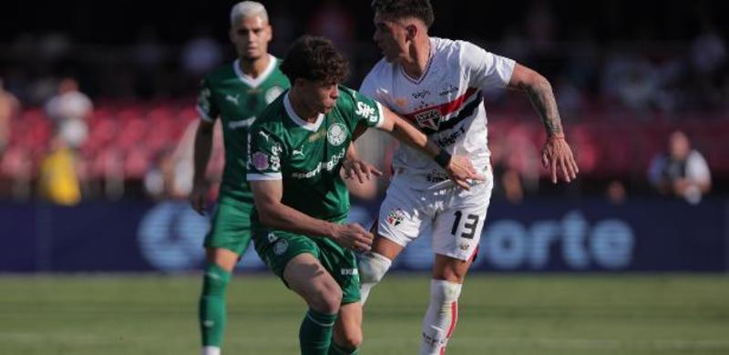 Virada do Palmeiras foi épica, mas manchada por erro absurdo do apito