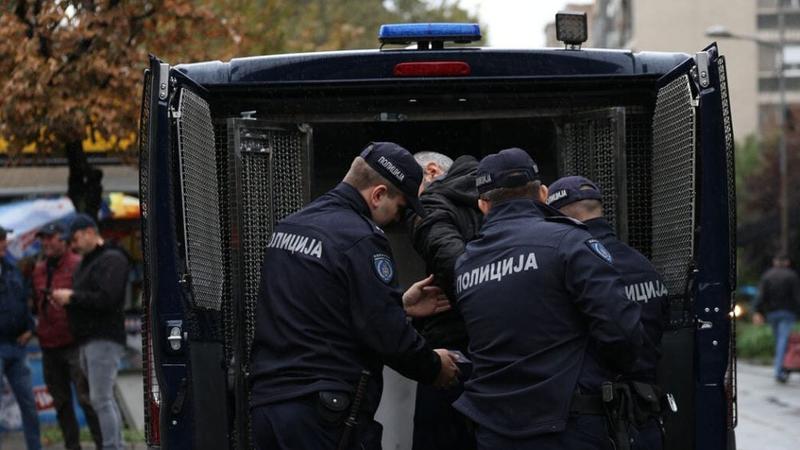 Uhapšena dvojica pripadnika kriminalne grupe u Beogradu, za dvojicom se traga