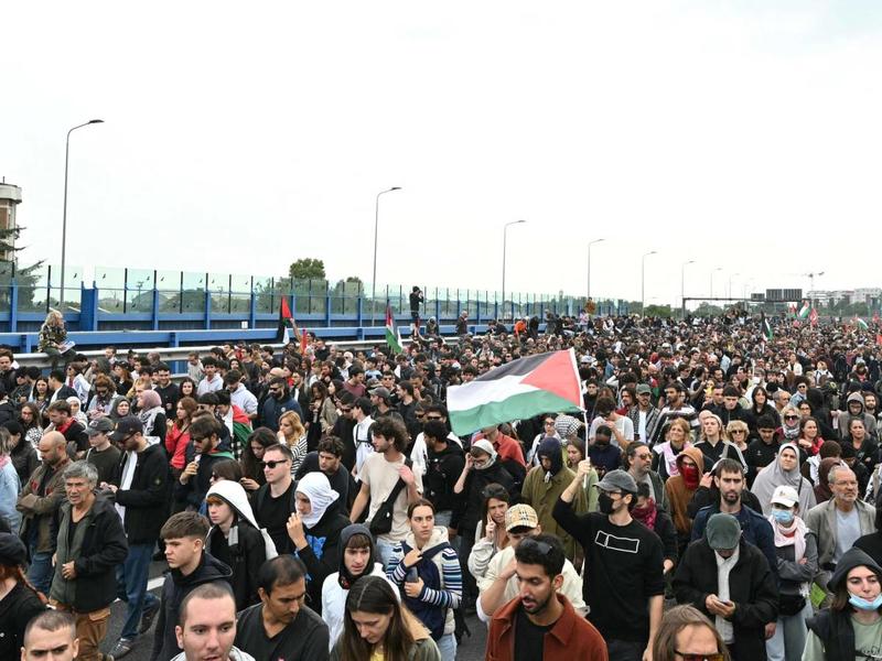 L'ipocrisia del sindacalismo bellico