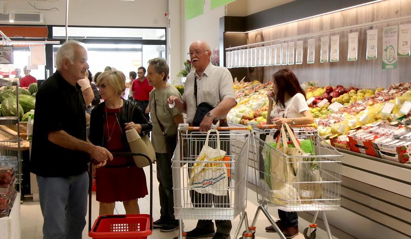 A Rozzano il nono supermercato in 1,5 chilometri: 