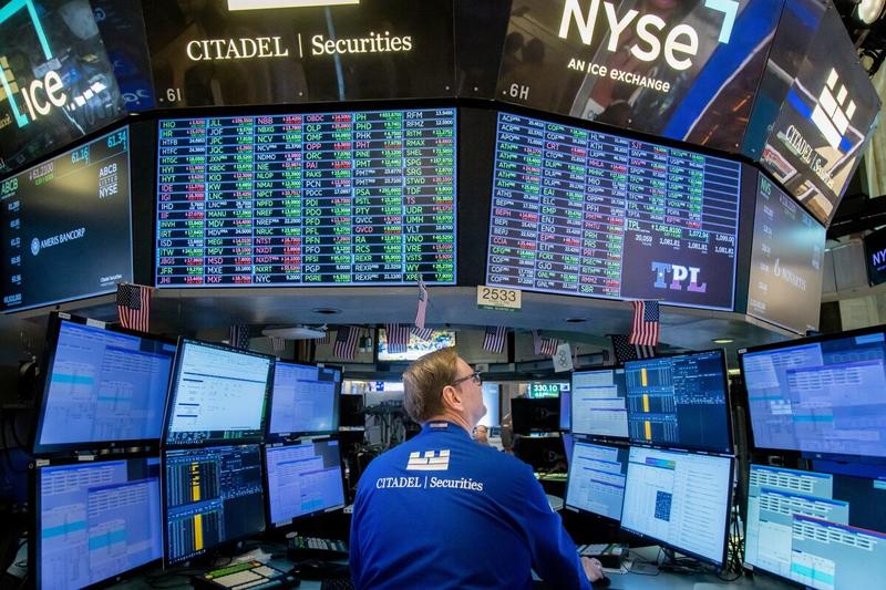 The Battle to Rewire Stock Trading the Crypto Way Is On