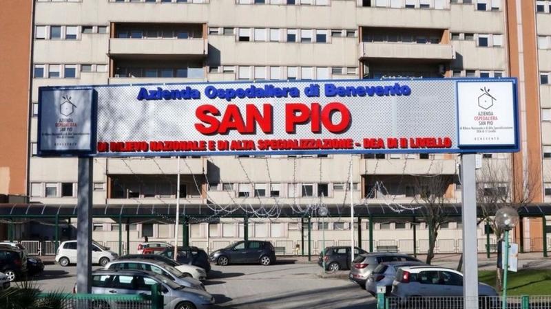 Rissa davanti alla discoteca: in coma 17enne colpitoÂ con mazza da baseballÂ Arrestati quattro ventenni