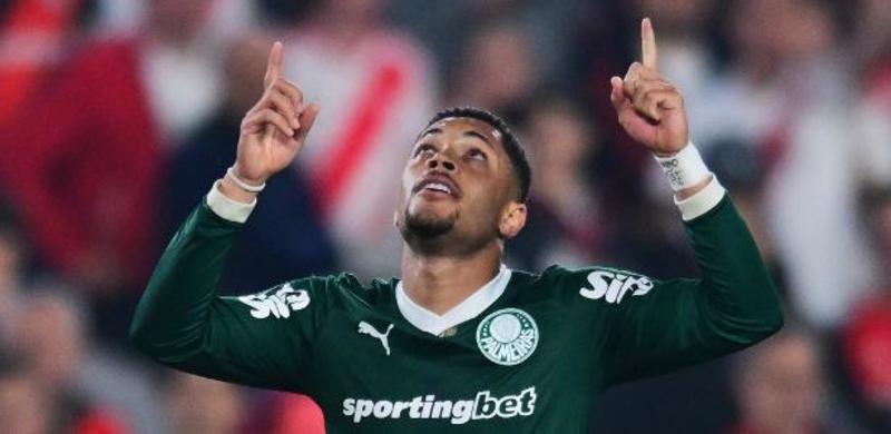 Precisamos explicar por que o post de Vitor Roque é homofóbico e misógino?