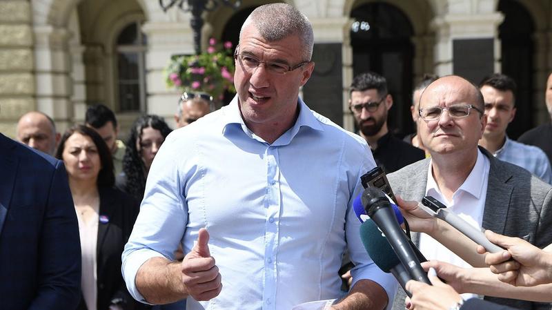 Bačulov za Danas o Vučićevim optužbama: Dno dna, svi znaju da sam tog dana bio na Železničkoj stanici