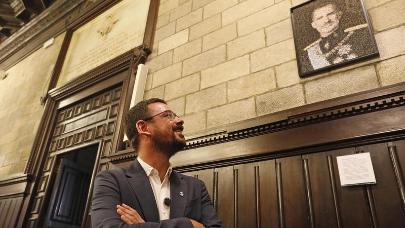 El retrat del rei retrata Salellas