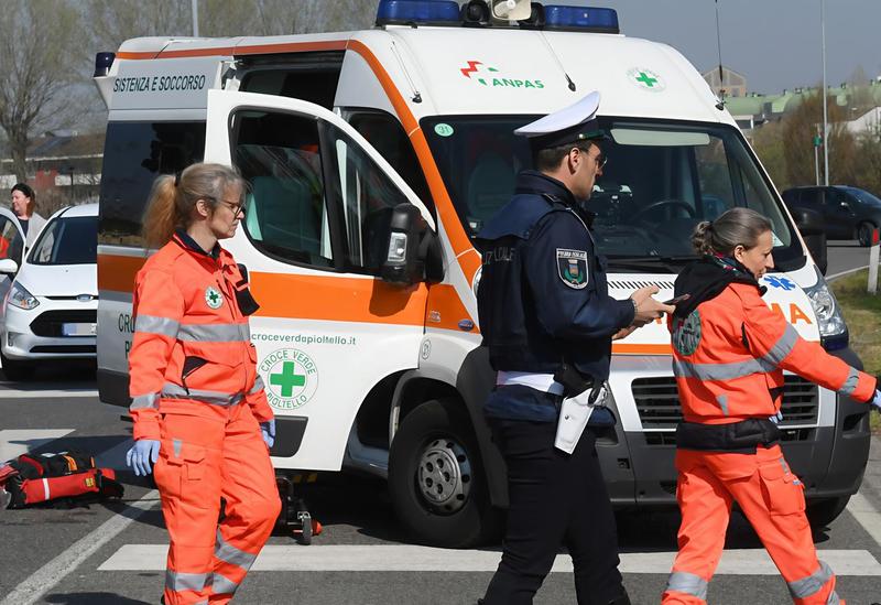 Vaprio d’Adda, investe anziano sulle strisce e fugge: caccia al pirata /