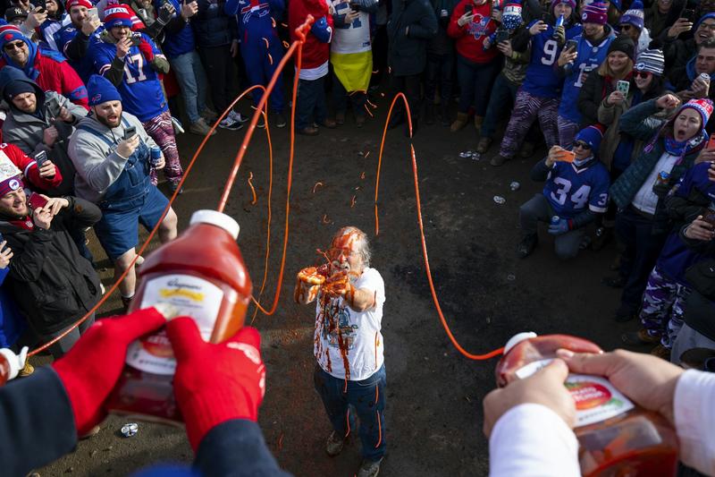 Wings, booze and heartbreak – what my research says about the hidden costs of sports fandom