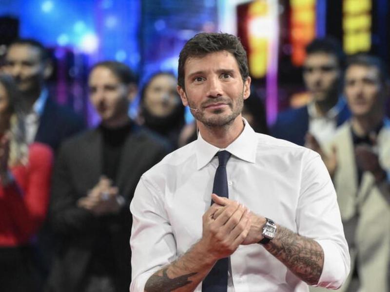 De Martino e il furto dei video intimi: Â«Spiato in casa, ti resta addosso la sensazione di sporcoÂ»