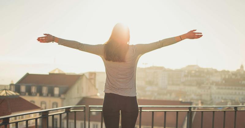 In Transitions, Learn to Approach Instead of Avoid