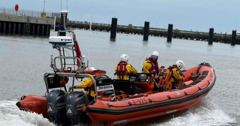 Boat with teens on board drifts out to sea during Storm Amy
