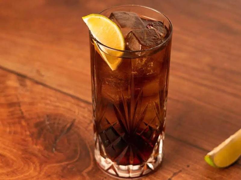 Cosa ci insegna la storia del Cuba Libre