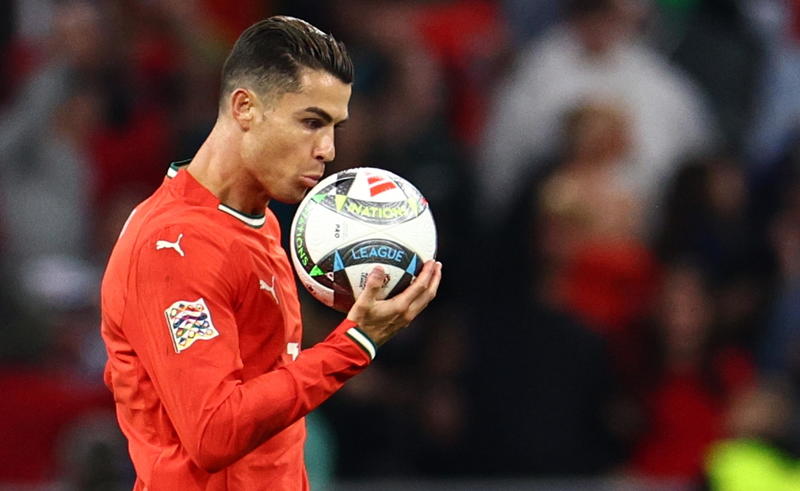 L’ultimo record di Cristino Ronaldo E’ il primo calciatore miliardario