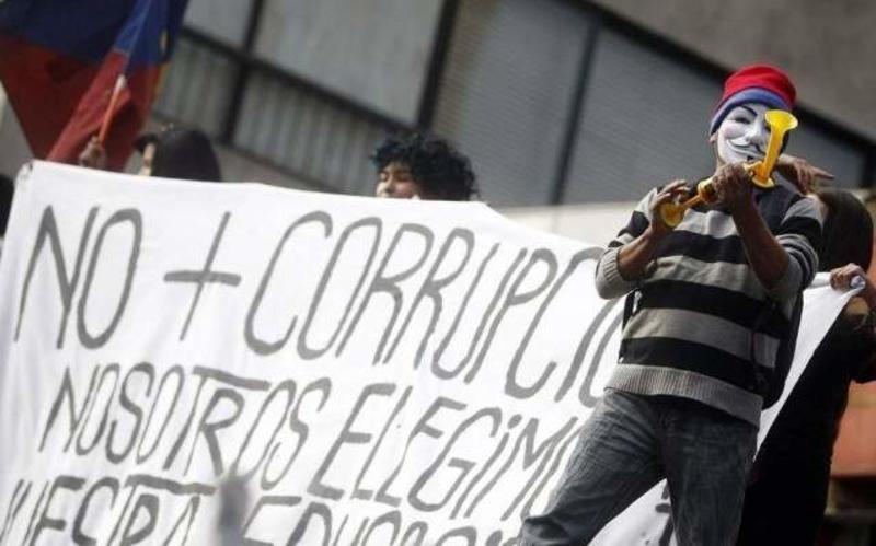 ¡Si se puede: eliminar el obsceno malgasto y corrupción pública!