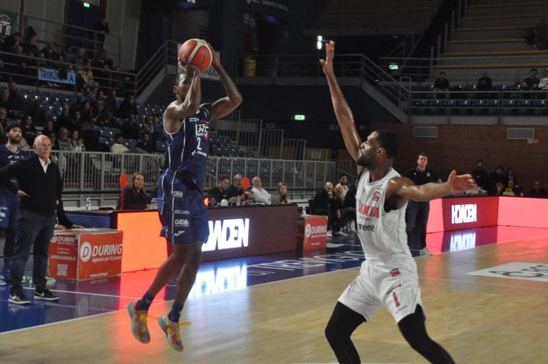 Brividi Fortitudo, servono due supplementari per battere l’Urania Milano