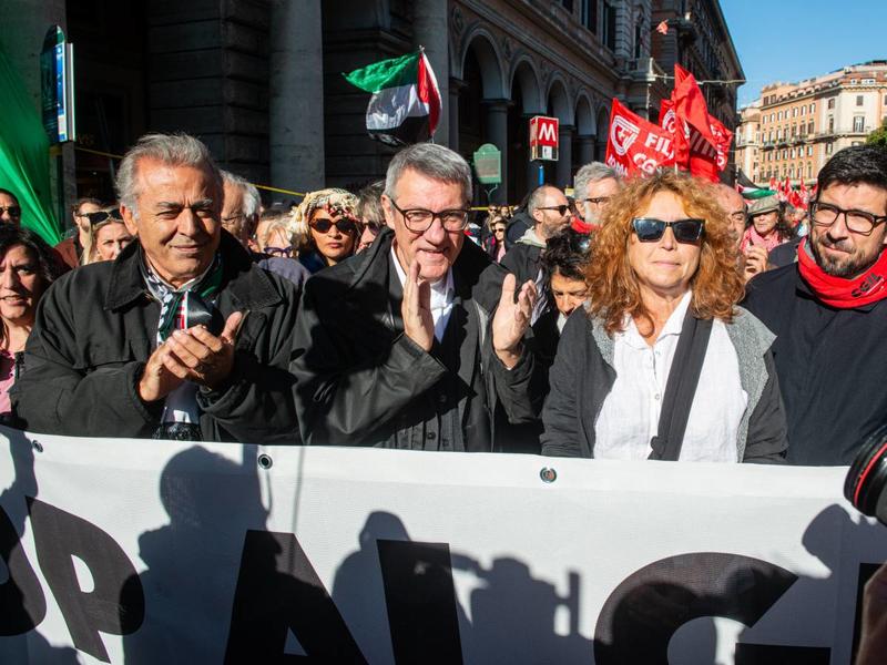 Chi lavora si sente tradito dai sindacati